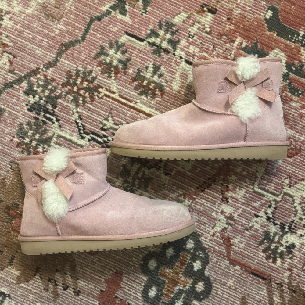 Pink Pom Pom Bow Koolaburra UGGs